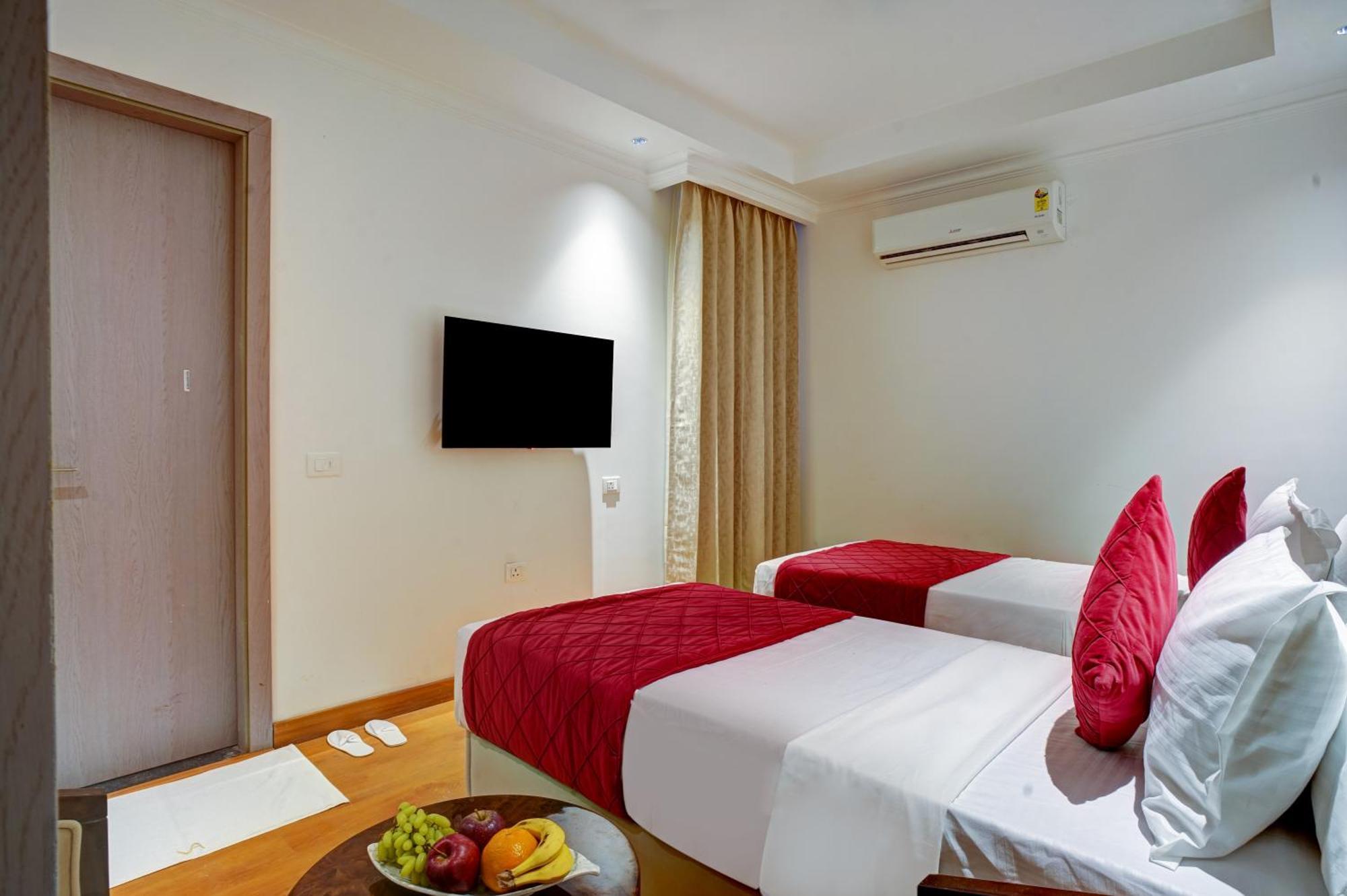 Hotel Iva Premium Delhi Airport With Airport Drop Nueva Delhi Exterior foto