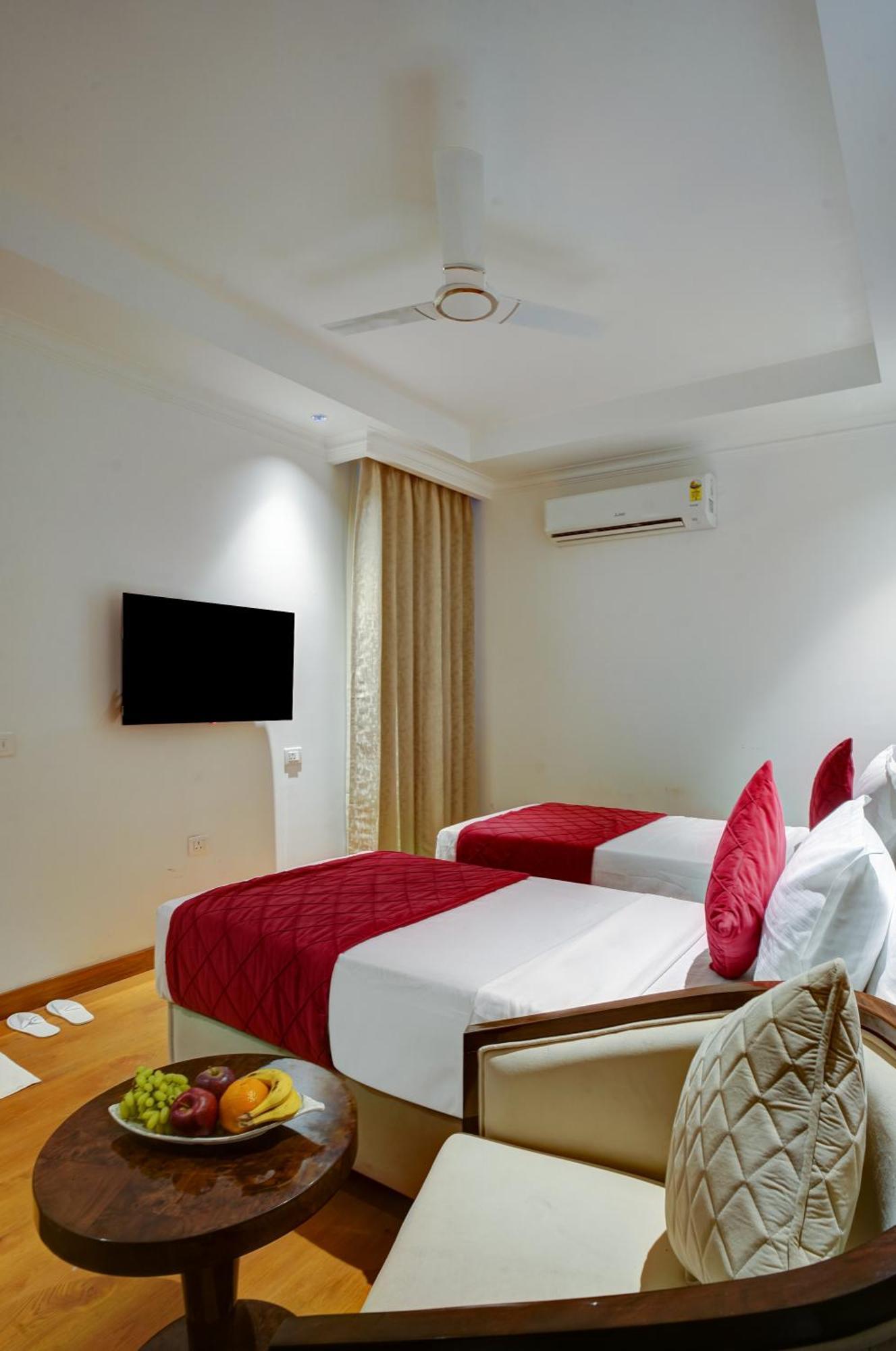 Hotel Iva Premium Delhi Airport With Airport Drop Nueva Delhi Exterior foto