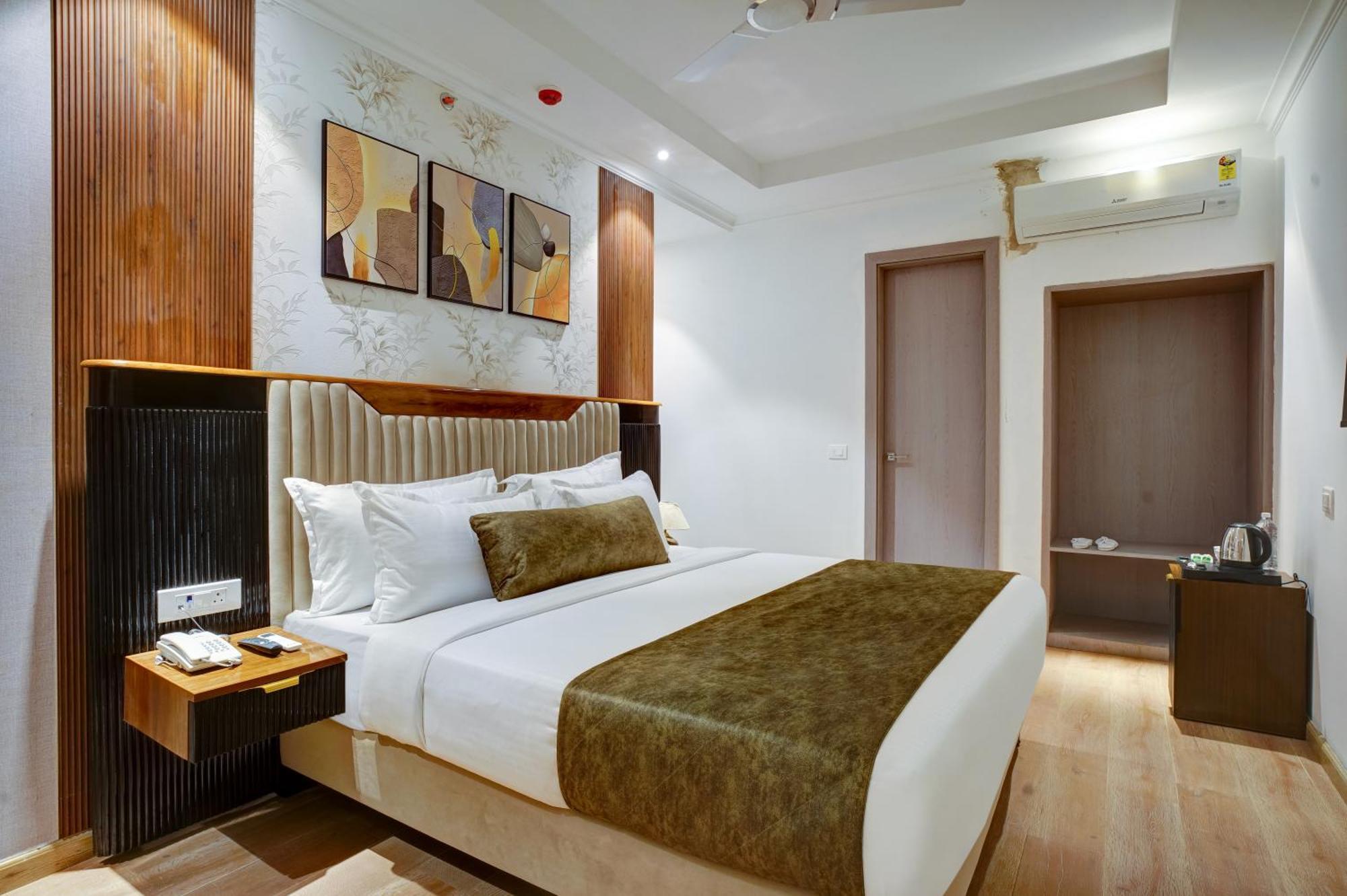 Hotel Iva Premium Delhi Airport With Airport Drop Nueva Delhi Exterior foto