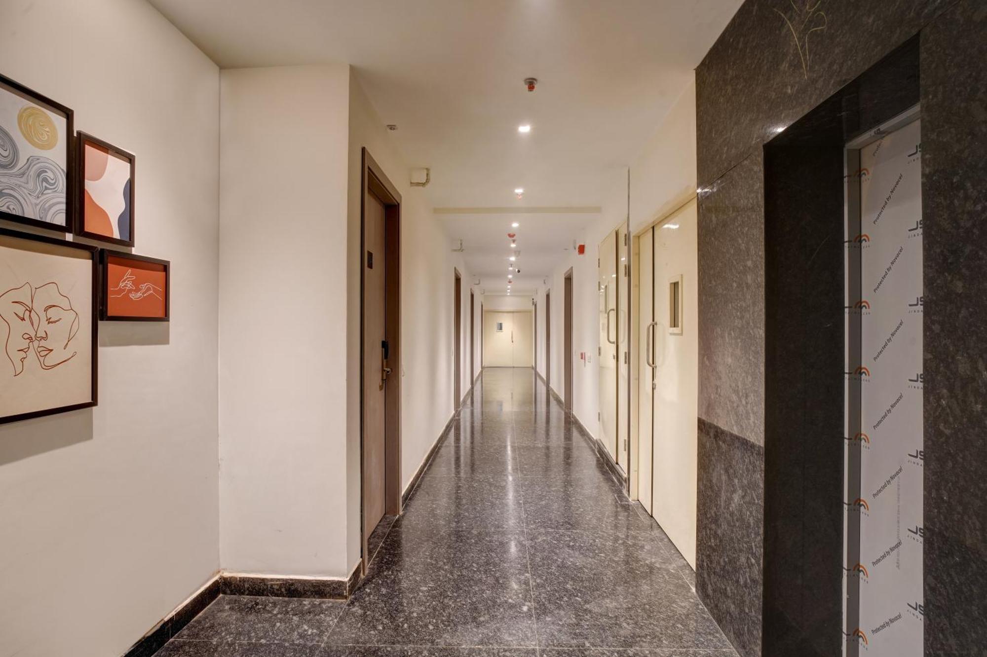 Hotel Iva Premium Delhi Airport With Airport Drop Nueva Delhi Exterior foto